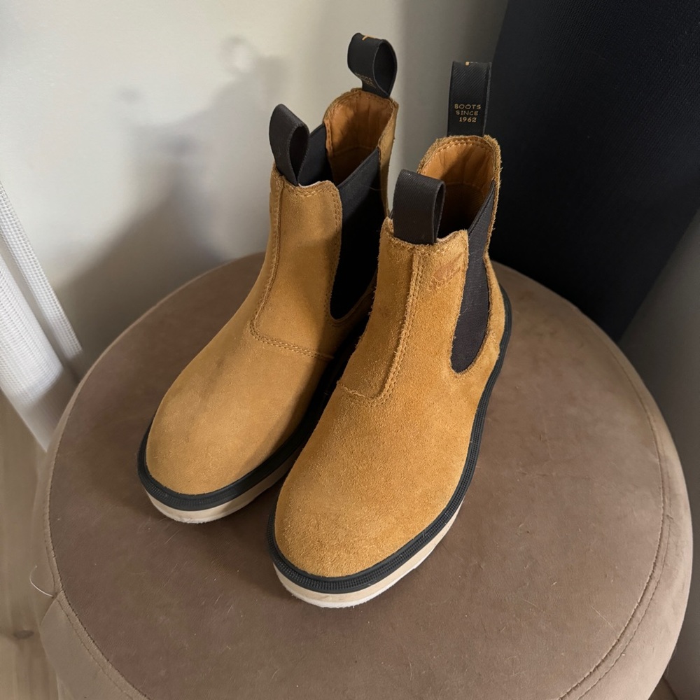 Sorel Women’s High Line Geo Yellow Chelsea Boot